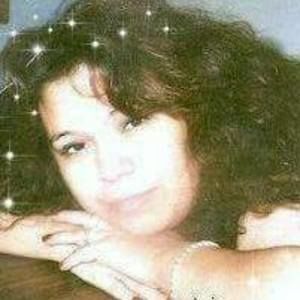 Meet your Posher, Ezzie